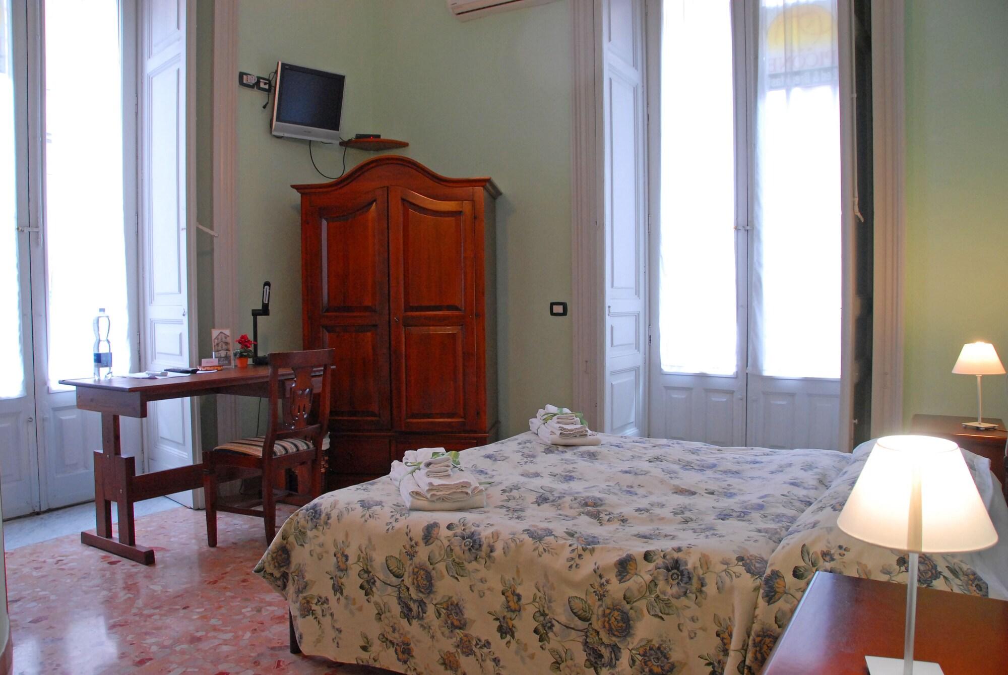 Picone Bed&Breakfast คาตาเนีย ภายนอก รูปภาพ