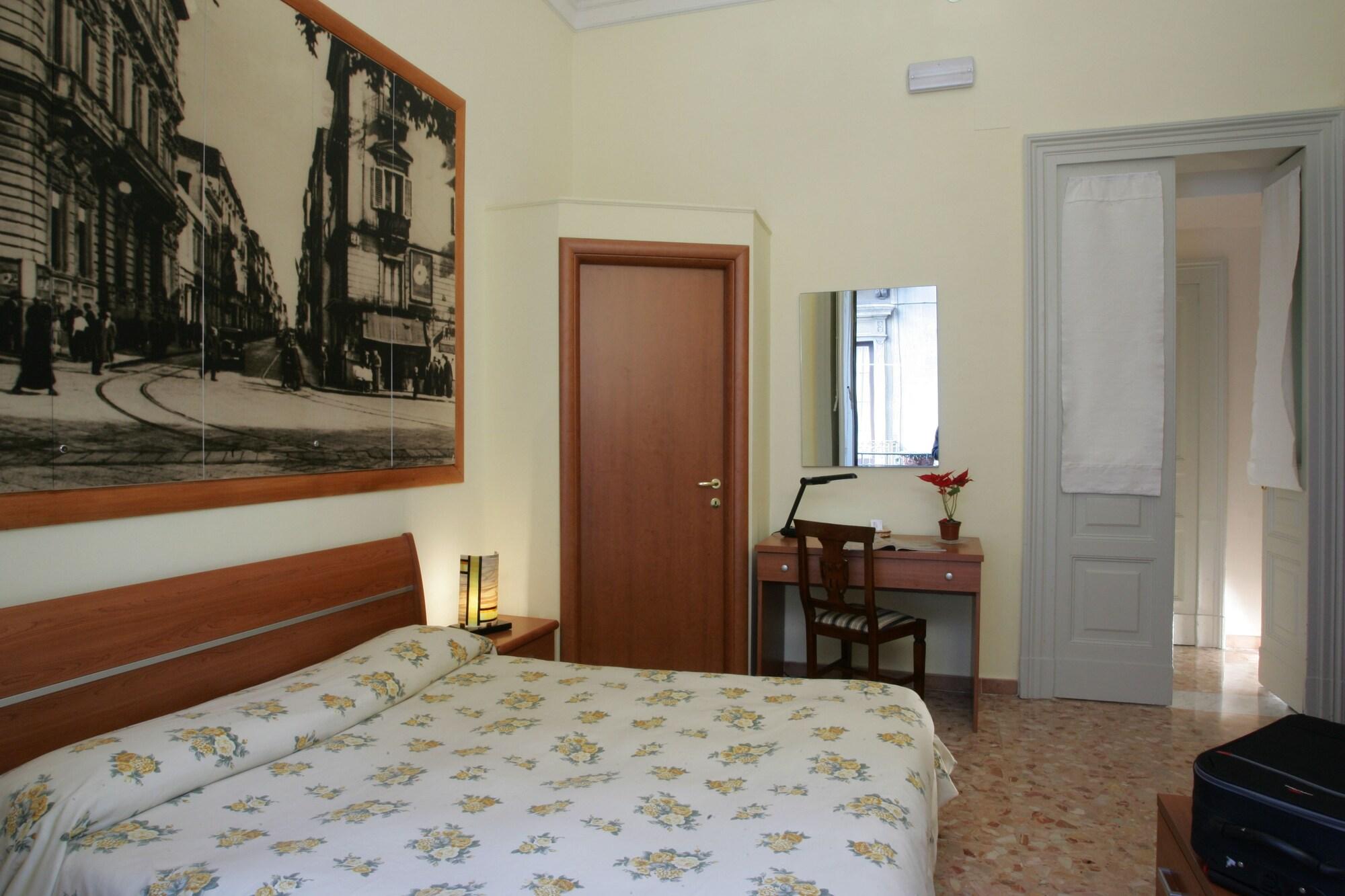 Picone Bed&Breakfast คาตาเนีย ภายนอก รูปภาพ