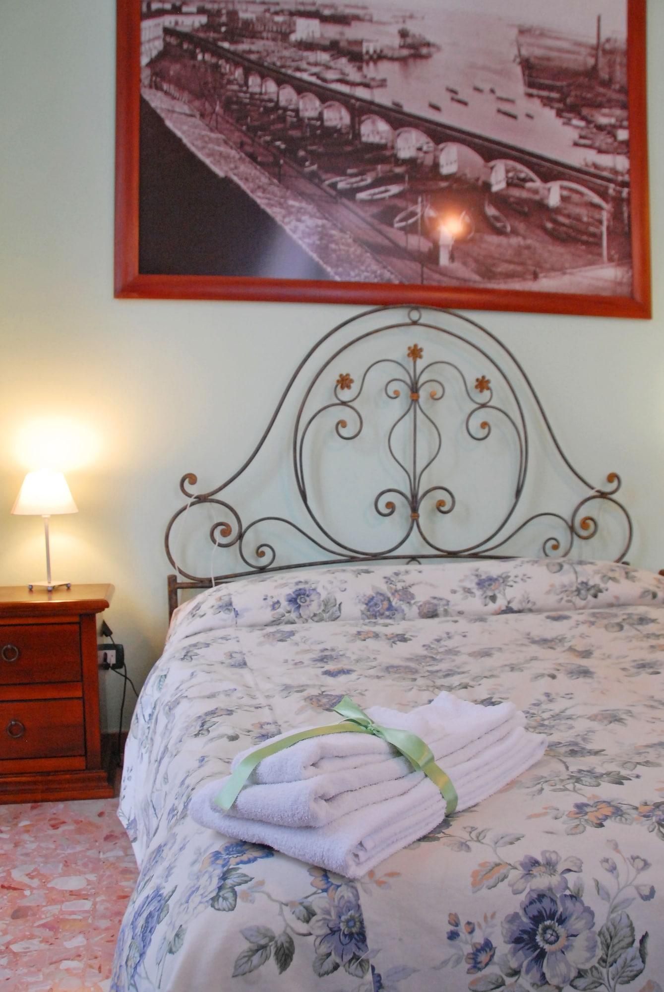 Picone Bed&Breakfast คาตาเนีย ภายนอก รูปภาพ