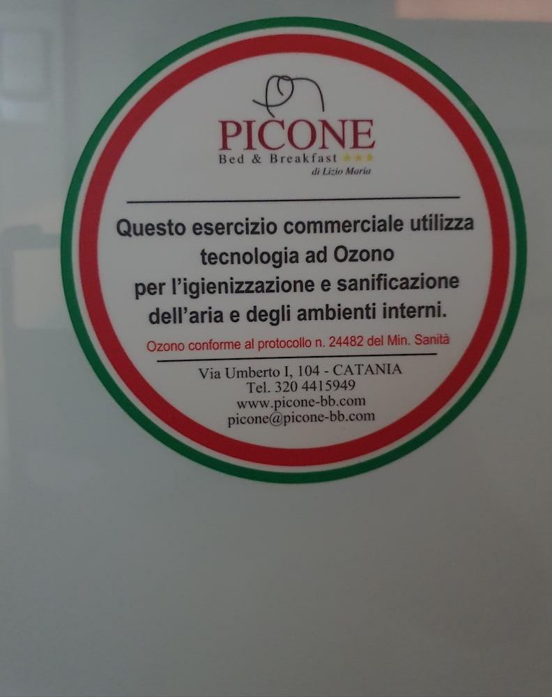 Picone Bed&Breakfast คาตาเนีย ภายนอก รูปภาพ